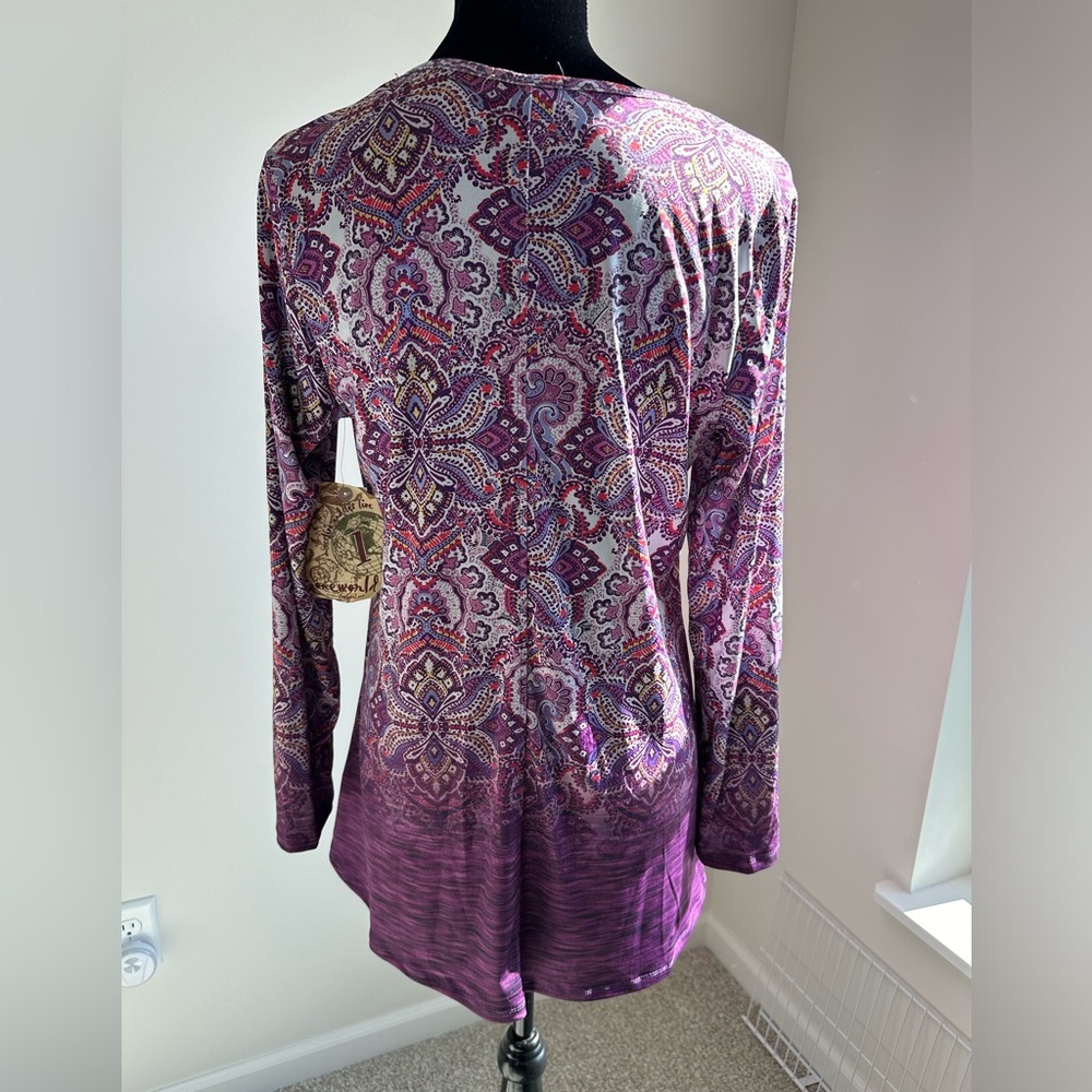 Women’s One World Lace Long Sleeve Top - Picture 4 of 8